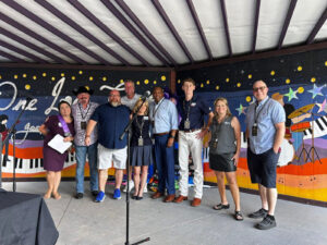 Alzheimer's Care Gainesville, FL - Touching Hearts at Home Hosts “Karaoke for a Cause” to Benefit Alzheimer’s, Raises $2,000 to #ENDALZ!