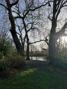 Senior Home Care Gainesville, FL - Touching Hearts at Home Donates $20,000 to Gainesville Fisher House for 15 Year Anniversary